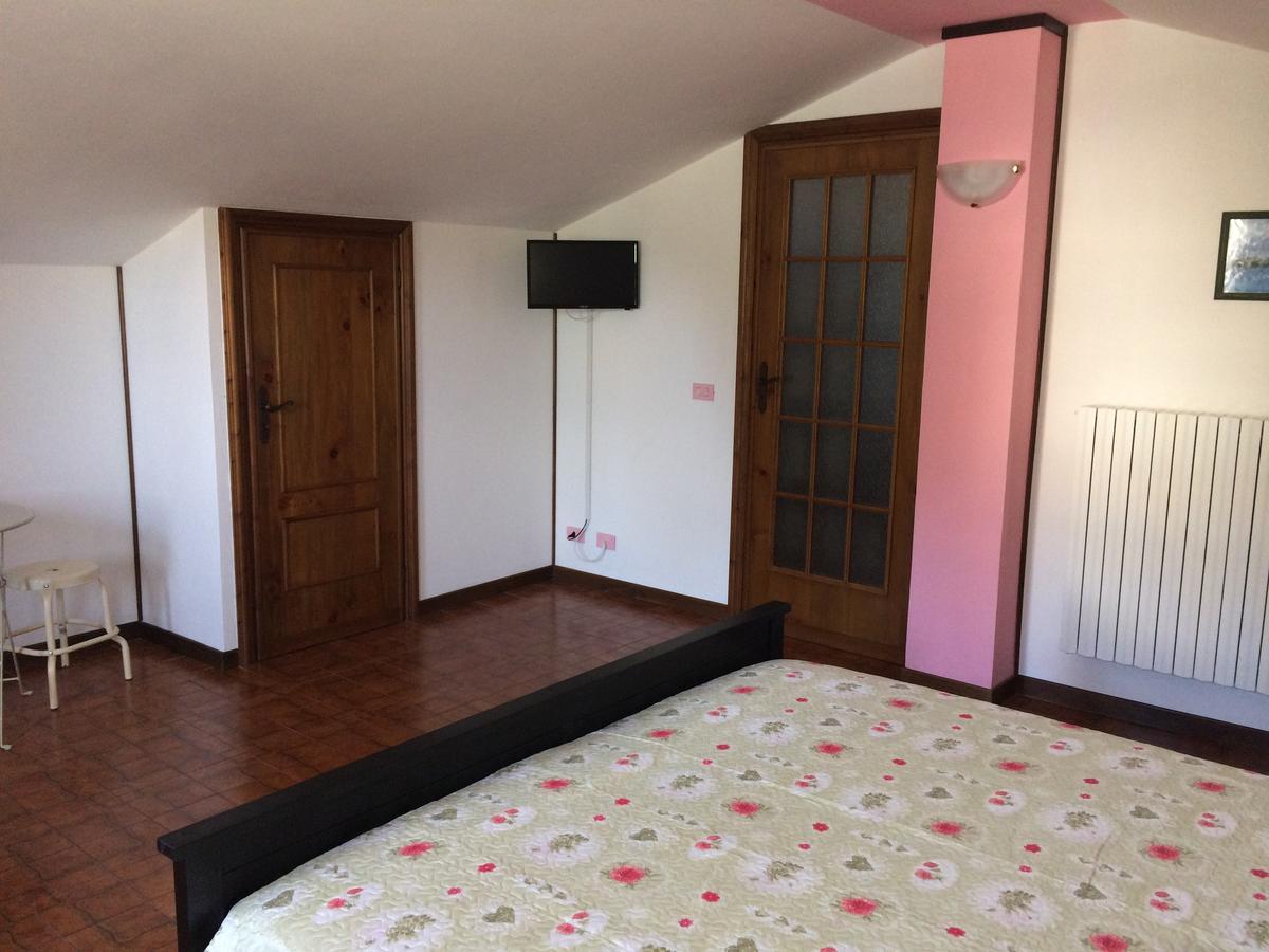 Tana Dell'Elfo B&B Gavi Bagian luar foto