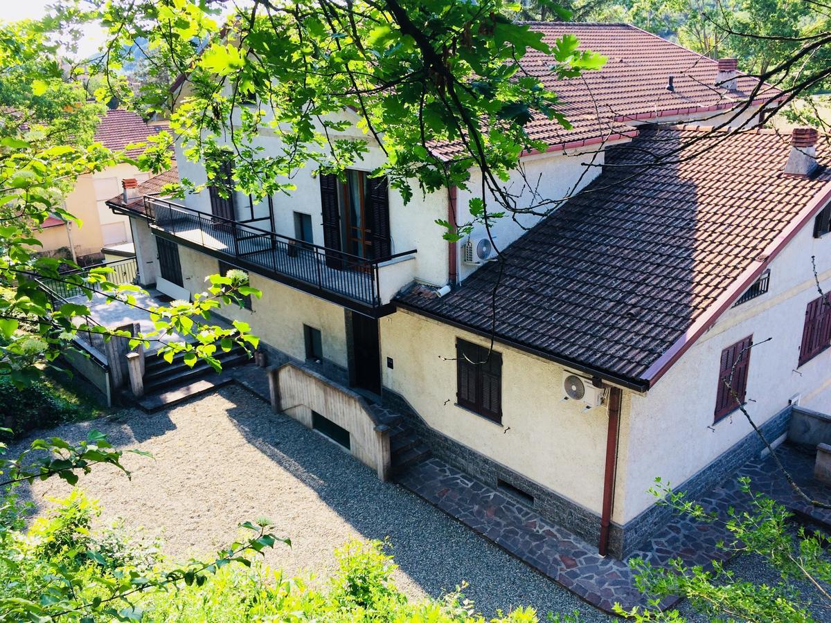 Tana Dell'Elfo B&B Gavi Bagian luar foto